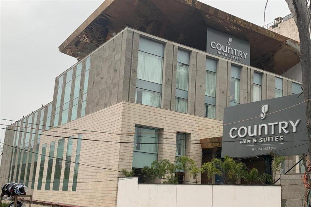 Country Inn & Suites By Radisson Chandigarh Zirakpur Dış mekan fotoğraf