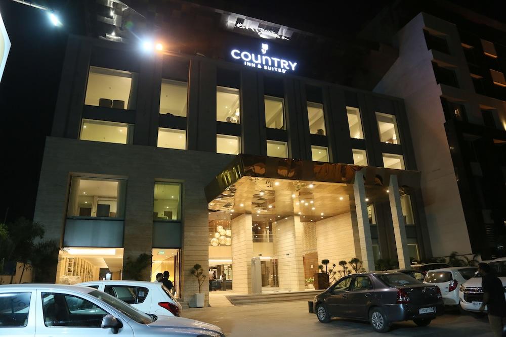 Country Inn & Suites By Radisson Chandigarh Zirakpur Dış mekan fotoğraf